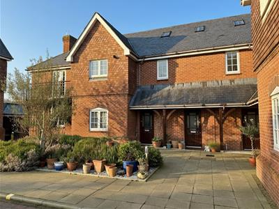 Minimum 1 bedroom properties for sale from Hillier & Wilson Estate Agents Enborne Gate